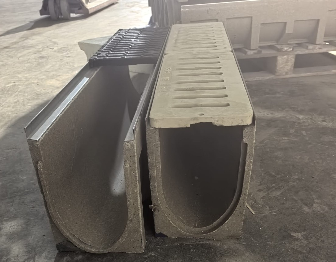 Fibretech Polimer Drenaj Kanalı 300x1000x150 mm C250/D400 - KTK-3015-PK - Fibretech Kompozit