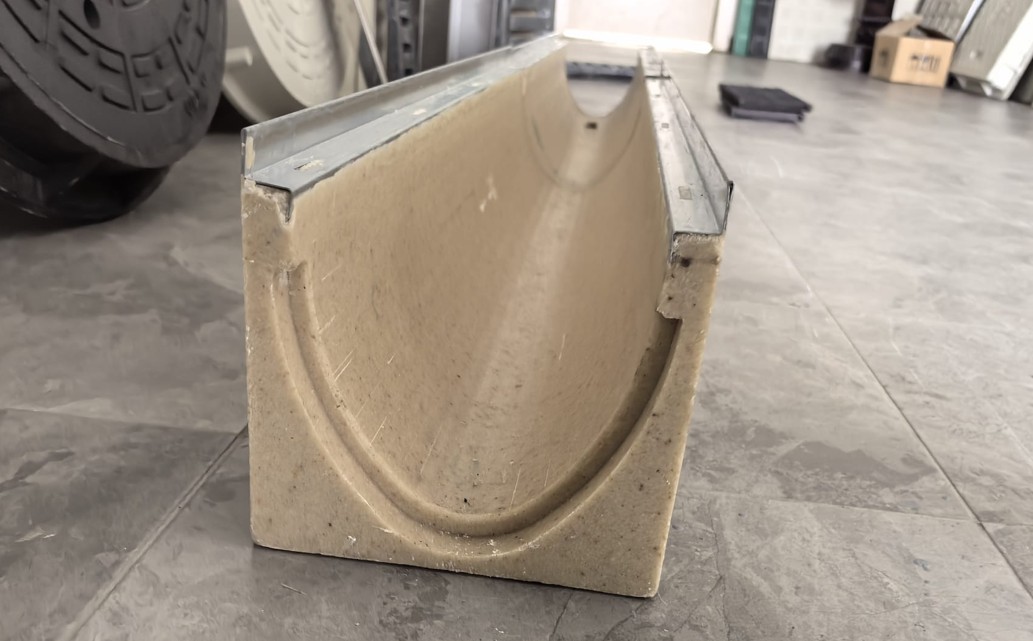 Polimer Drenaj Kanalı 500x1000x250 mm (KTK-5025-PK) - Fibretech Kompozit